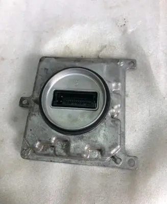 Mazda CX-30 Xenon control unit/module Dfr767890