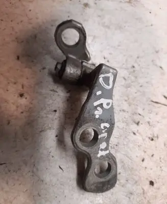 Ford Focus Front door lower hinge 