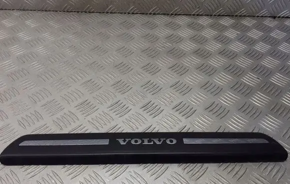 Volvo V50 Front sill (body part) 30744287