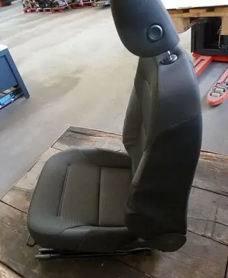 Volkswagen Golf VIII Front double seat 5Q4881105M