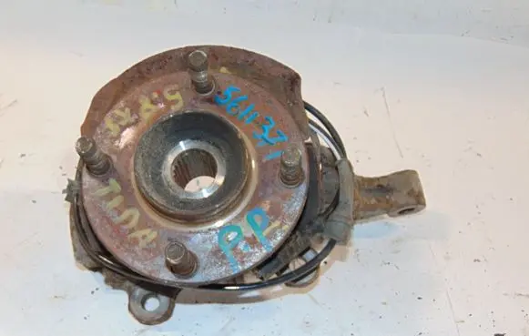 Nissan Tiida C11 Front wheel hub spindle knuckle 40014ED000 40202EM00A
