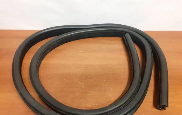 Jaguar XF Front door rubber seal GX6320708A GX63-20708-A