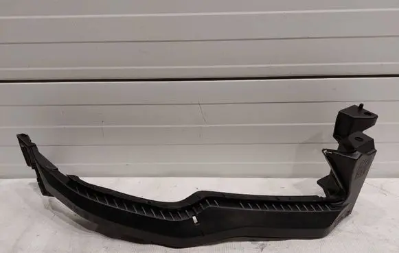 Subaru Ascent Front bumper mounting bracket 57707XC00A