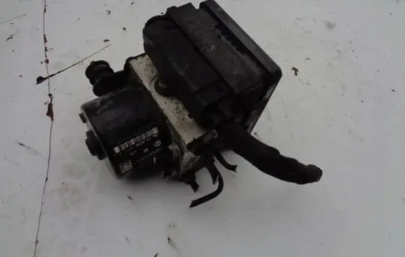 Audi A3 S3 8P ABS Pump