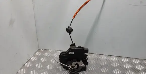 Audi A4 S4 B6 8E 8H Rear door lock 8E0839016C