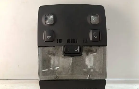 Audi A4 S4 B7 8E 8H Front seat light 8E0947565