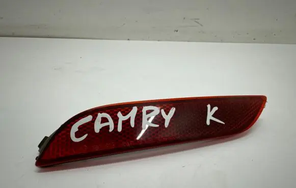 Toyota Camry VIII XV70 Rear tail light reflector 33213