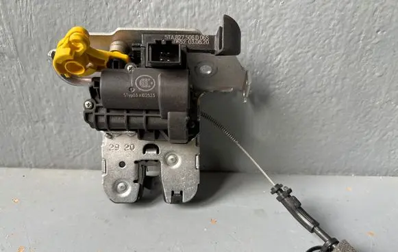 Volkswagen PASSAT B8 Tailgate/trunk/boot lock/catch/latch 5TA827506D 140652030820