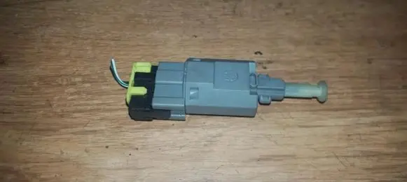 Mazda 323 F Brake pedal sensor switch GA2C6649Y