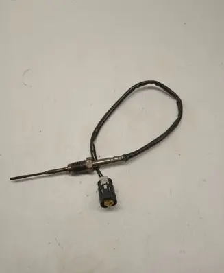 BMW 7 G11 G12 Exhaust gas temperature sensor 8595097