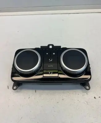 Jaguar I-Pace Climate control unit J9D318D687AD 2643261601 18040601E5