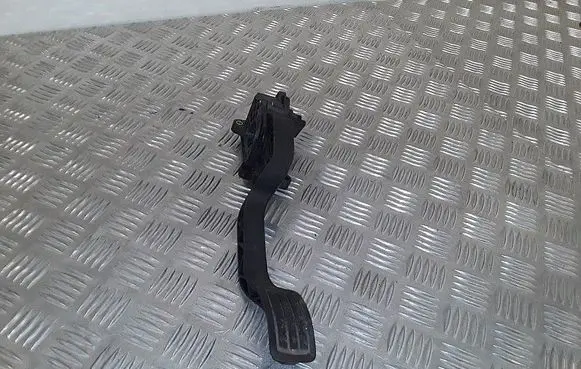 Citroen C4 II Picasso Accelerator throttle pedal 86et41