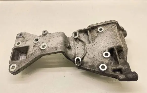 Generator/alternator bracket