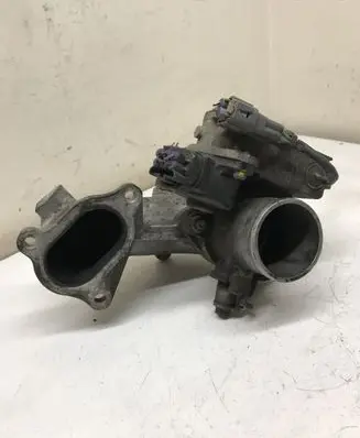Toyota RAV 4 (XA20) Throttle valve