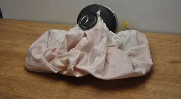 Mercedes-Benz EQA Steering wheel airbag 0008601600