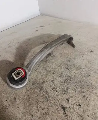 Volkswagen PASSAT B5 Front lower control arm/wishbone