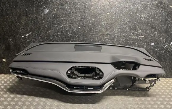 Skoda Enyaq iV Dashboard 5LC857007D