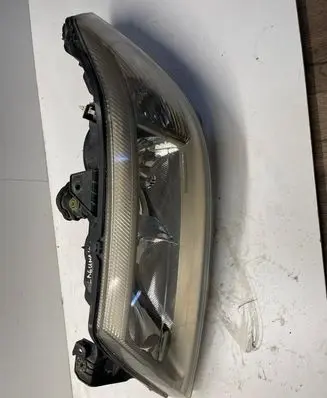 Renault Laguna II Headlight/headlamp 8200163323