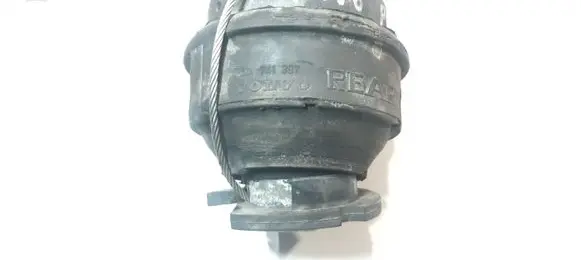 Volvo V70 Engine mount bracket 30741397