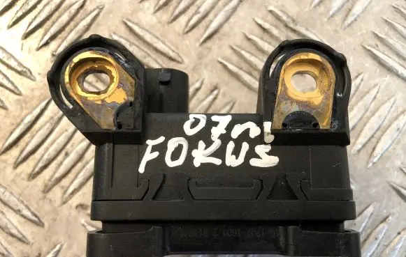 Ford Focus ESP acceleration yaw rate sensor 10170103533 C177F0236L 07W226