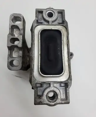 Volkswagen Golf Plus Engine mount bracket 1K0199262