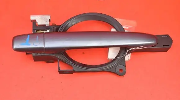 Mitsubishi Lancer VIII Rear door exterior handle
