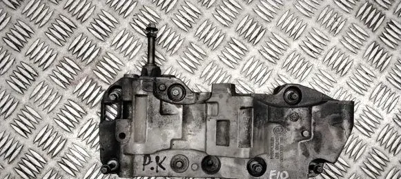 BMW 5 F10 F11 Generator/alternator bracket 8506863