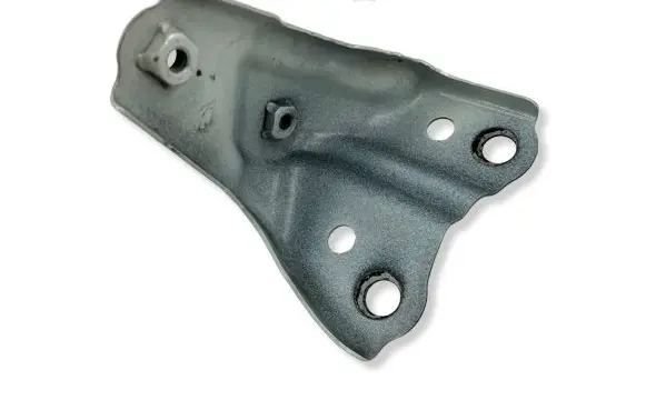 Toyota RAV 4 (XA50) Fender mounting bracket 