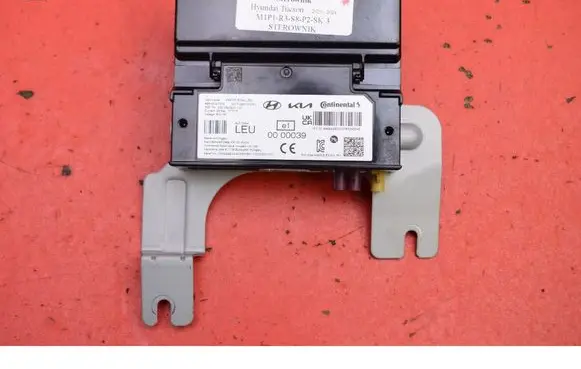 Hyundai Tucson JM Engine control unit/module ECU 96510N7000