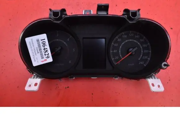 Mitsubishi Outlander Speedometer (instrument cluster) MM0053007