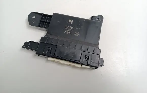 Toyota Prius Prime Air conditioning/heating control unit 88650-47600