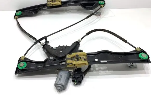 Ford Focus Front door window regulator with motor BM51A23201BE