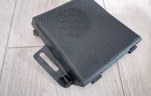 Side speaker trim/cover