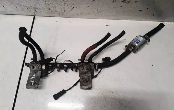 Volkswagen Golf IV Fuel line/pipe/hose