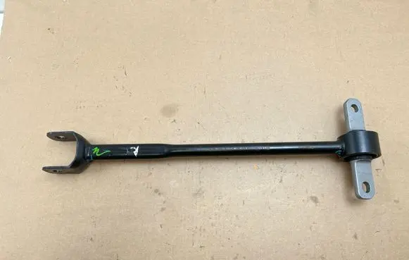 Leapmotor B10 Rear upper control arm/wishbone 3911130AG01