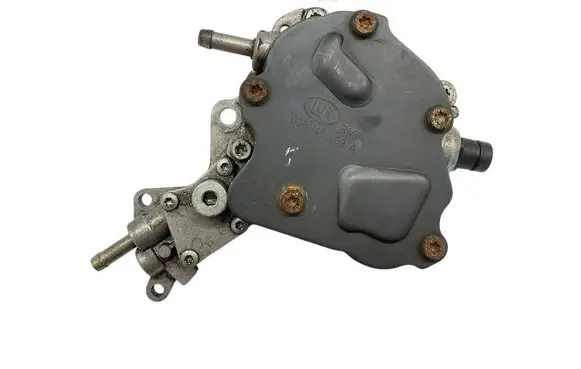 Volkswagen Polo IV 9N3 Fuel injection high pressure pump 038145209A
