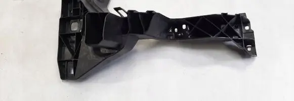 Audi Q7 4M Headlight/headlamp mounting bracket 4M0805607B