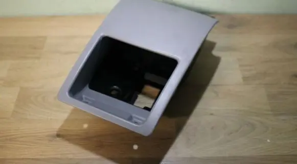 BMW 5 E39 Dashboard storage box/compartment 8253401