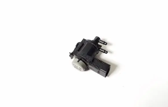 Audi A8 S8 D4 4H Turbo solenoid valve 1K0906283A