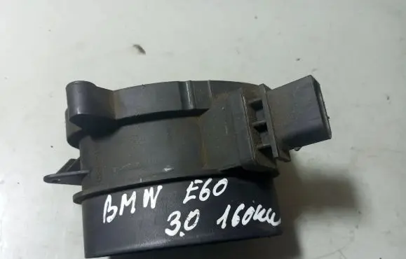 BMW 5 E60 E61 Mass air flow meter