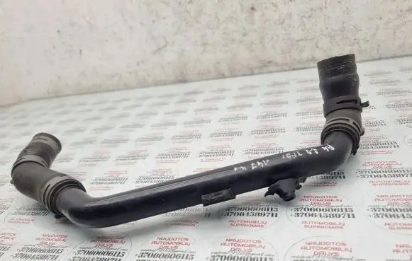 Audi A4 S4 B7 8E 8H Engine coolant pipe/hose 06D121065K