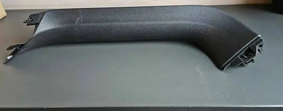 Trunk/boot lower side trim panel