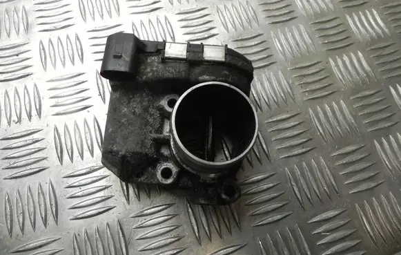 Renault Trafic II (X83) Throttle body valve 8200330810D VD17973