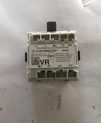 Mercedes-Benz Sprinter W907 W910 Door control unit/module A9079002703
