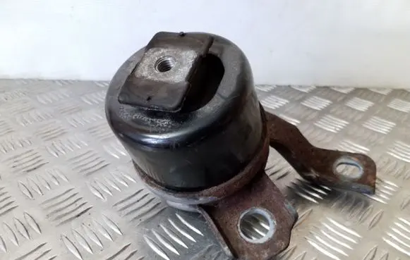 Volvo XC60 Engine mount bracket 30671245 6G926F012DD