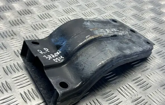 Jeep Grand Cherokee WL Gearbox mounting bracket 68442718AC