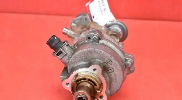 BMW X3 E83 Vacuum pump 7519458-11