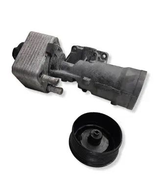 Audi A4 S4 B7 8E 8H Oil filter mounting bracket 045115389