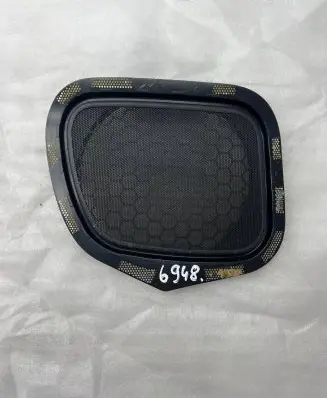 Audi A3 S3 8L Parcel shelf speaker trim grill 8L3035435