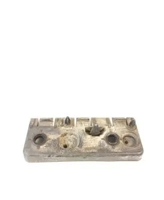 Volvo XC90 Fender mounting bracket 31378135